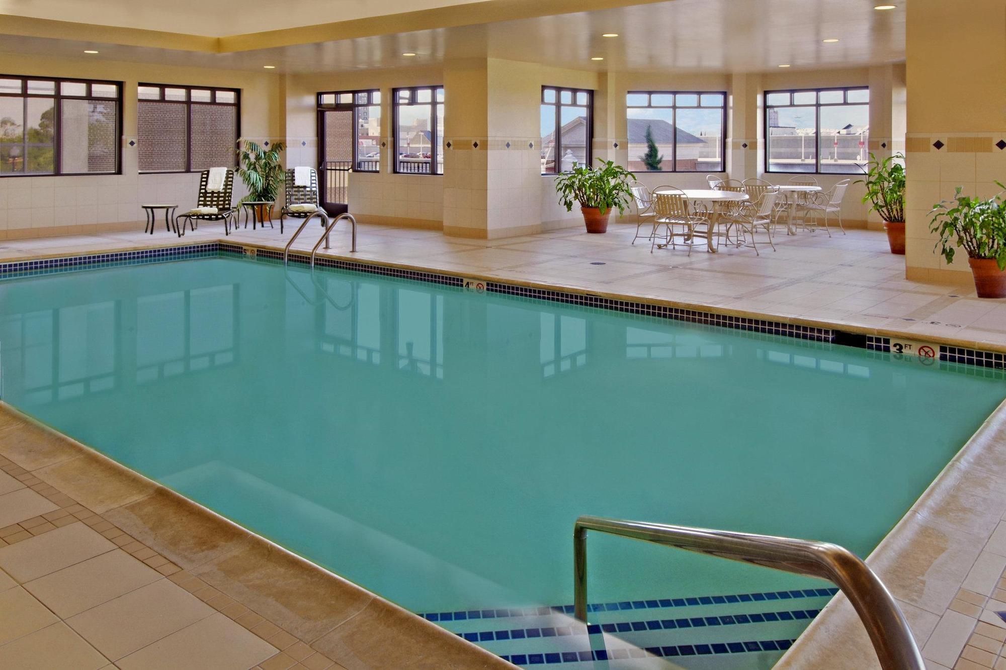Hotel Courtyard By Marriott Norfolk Downtown Zewnętrze zdjęcie